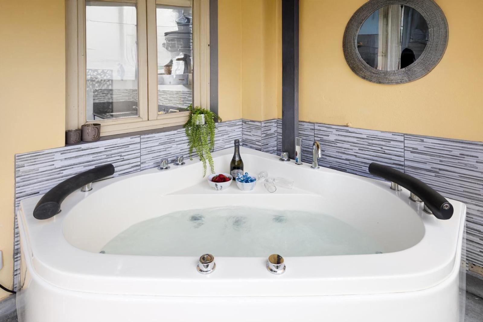 Nadia'S Lovely Home - With Private Garden And Jacuzzi Florencia Exterior foto